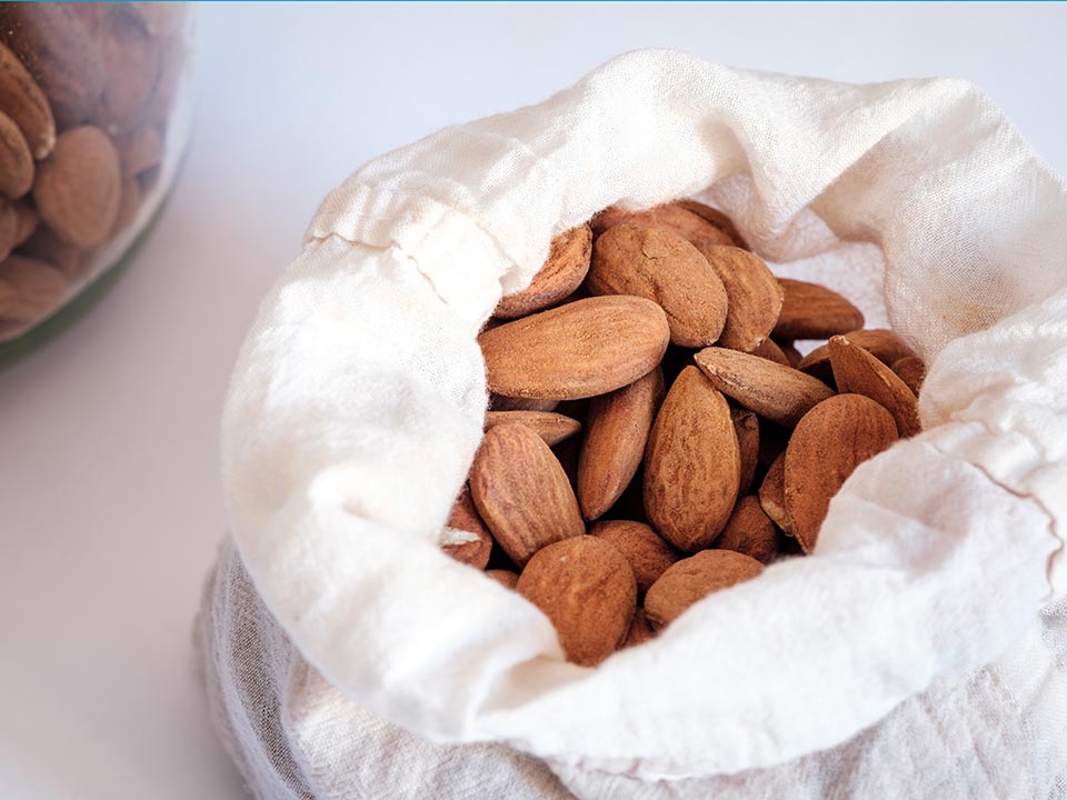 almonds biteme nutrition